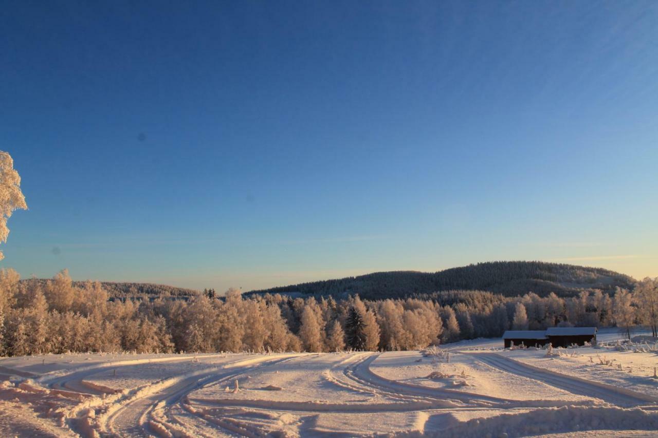 Maatilamatkailu Janisvaara Kolinkylä Exteriör bild