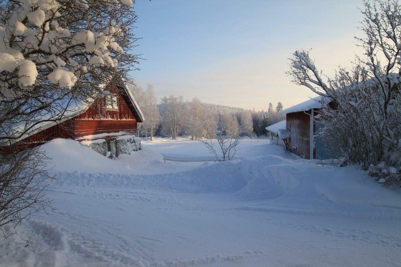 Maatilamatkailu Janisvaara Kolinkylä Exteriör bild